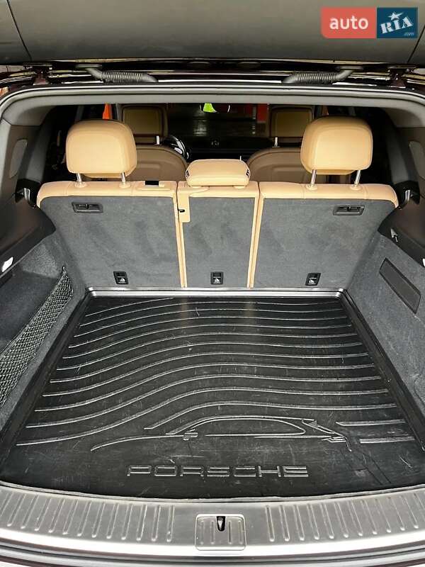 Позашляховик / Кросовер Porsche Cayenne 2018 в Львові