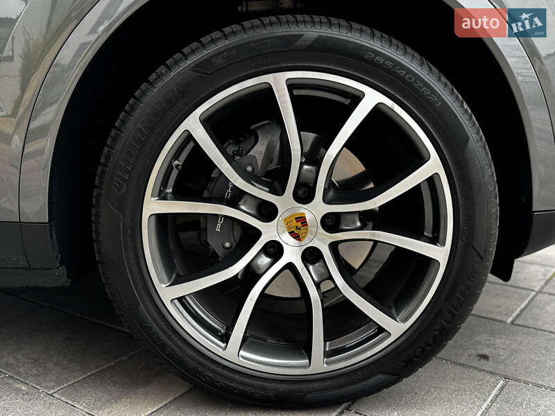 Позашляховик / Кросовер Porsche Cayenne 2019 в Києві фото 16 Позашляховик / Кросовер Porsche Cayenne 2019 в Києві