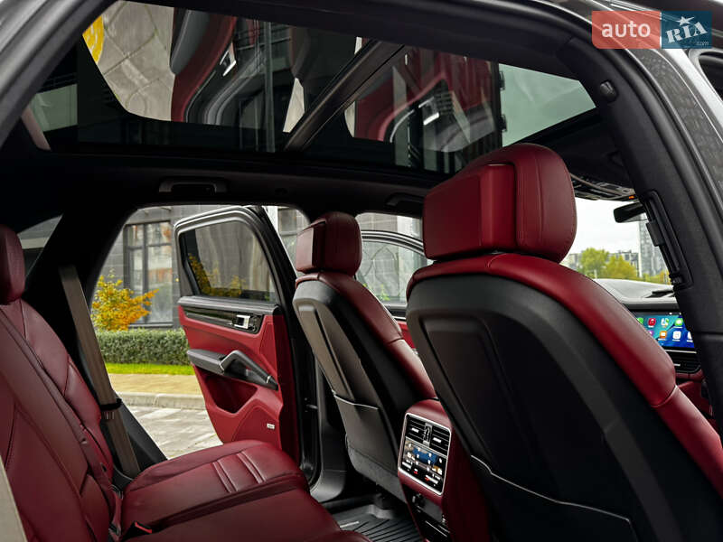 Позашляховик / Кросовер Porsche Cayenne 2019 в Києві фото 35 Позашляховик / Кросовер Porsche Cayenne 2019 в Києві