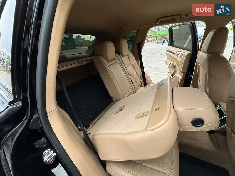 Позашляховик / Кросовер Porsche Cayenne 2013 в Одесі фото 35 Позашляховик / Кросовер Porsche Cayenne 2013 в Одесі