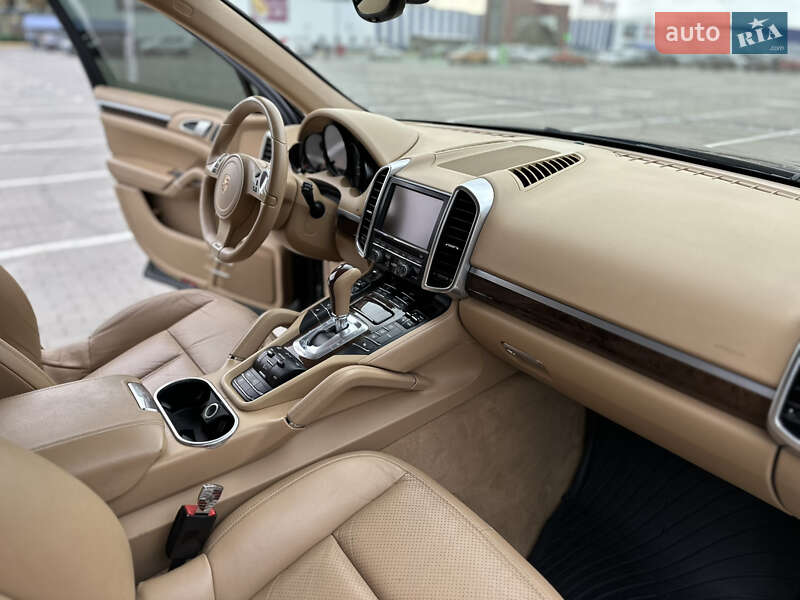 Позашляховик / Кросовер Porsche Cayenne 2013 в Одесі фото 54 Позашляховик / Кросовер Porsche Cayenne 2013 в Одесі