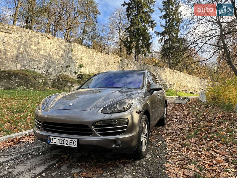 Внедорожник / Кроссовер Porsche Cayenne 2012 в Тернополе фото 4 Внедорожник / Кроссовер Porsche Cayenne 2012 в Тернополе