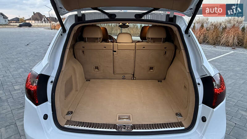 Внедорожник / Кроссовер Porsche Cayenne 2014 в Луцке