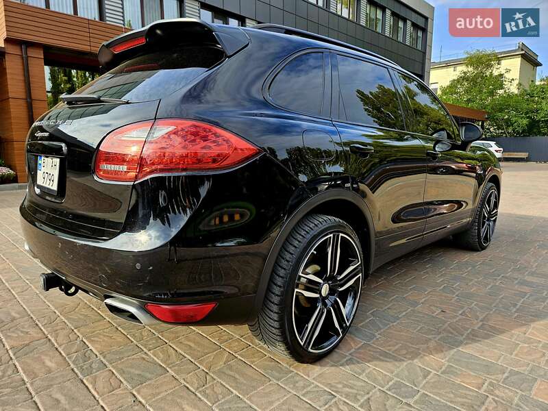 Внедорожник / Кроссовер Porsche Cayenne 2013 в Полтаве фото 39 Внедорожник / Кроссовер Porsche Cayenne 2013 в Полтаве