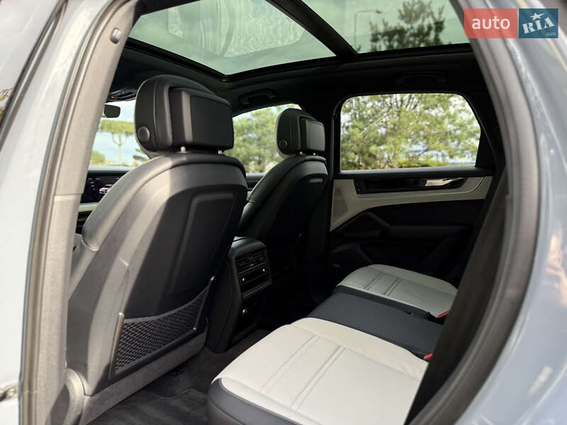 Внедорожник / Кроссовер Porsche Cayenne 2024 в Львове фото 64 Внедорожник / Кроссовер Porsche Cayenne 2024 в Львове