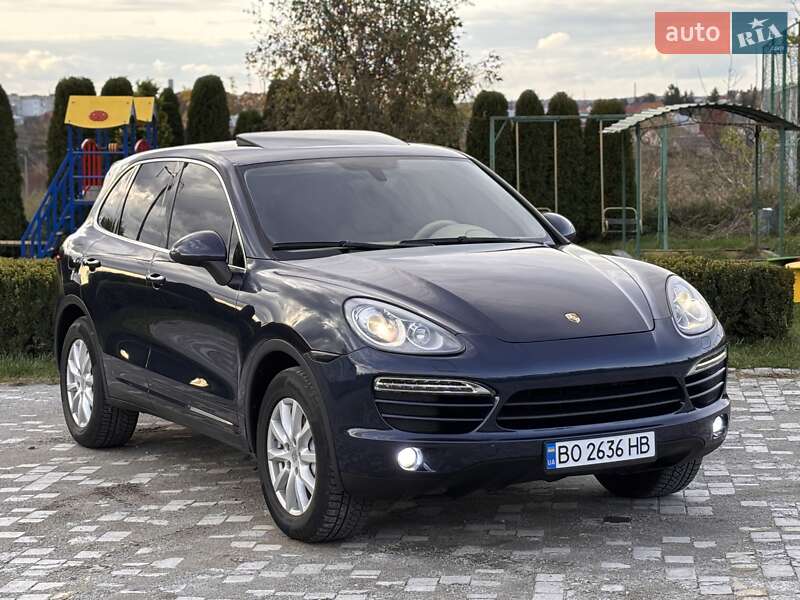 Позашляховик / Кросовер Porsche Cayenne 2011 в Тернополі