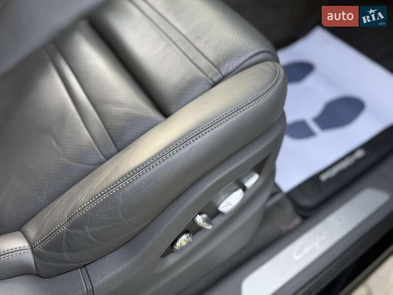 Позашляховик / Кросовер Porsche Cayenne 2018 в Дніпрі фото 26 Позашляховик / Кросовер Porsche Cayenne 2018 в Дніпрі