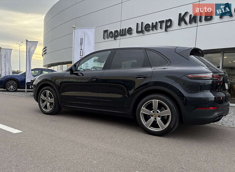 Позашляховик / Кросовер Porsche Cayenne 2018 в Києві