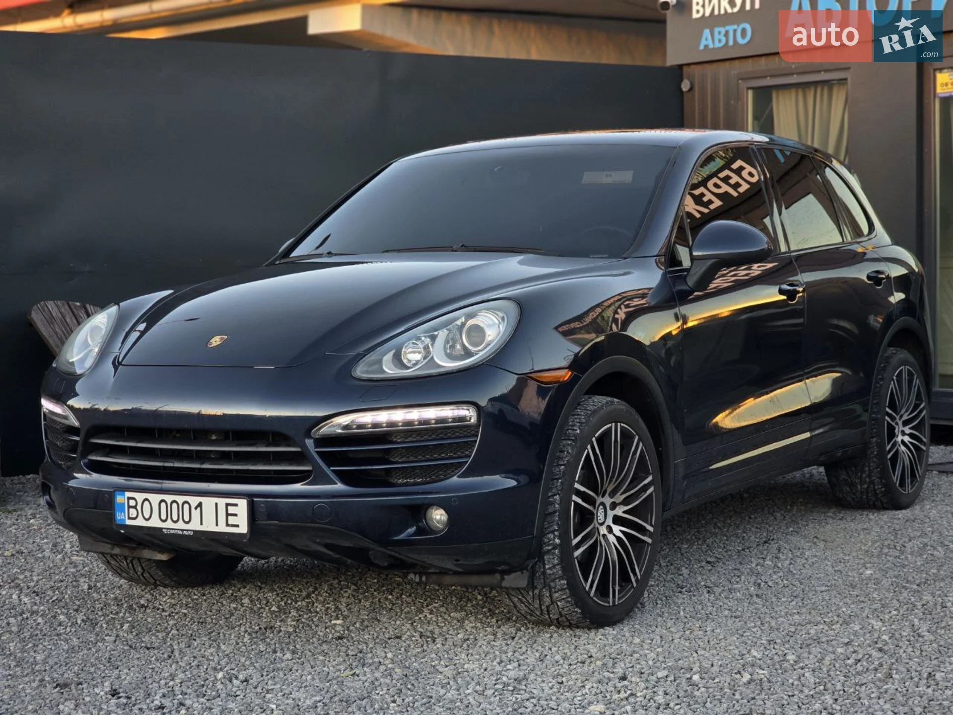 2011 Porsche Cayenne - мініатюра 3