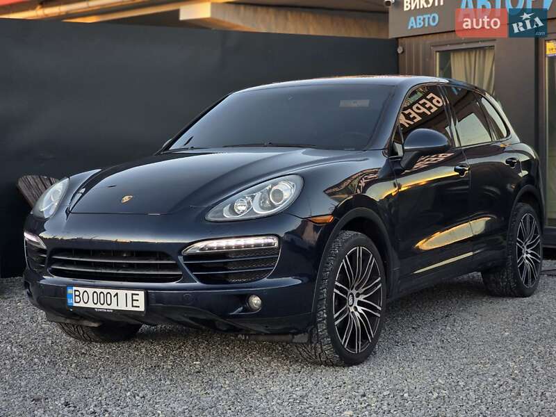 Позашляховик / Кросовер Porsche Cayenne 2011 в Тернополі
