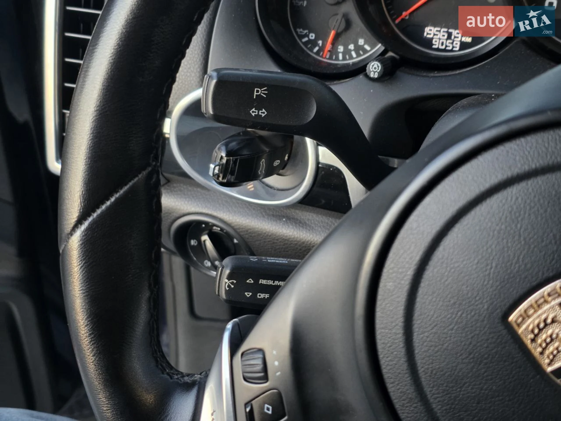 2011 Porsche Cayenne - мініатюра 29