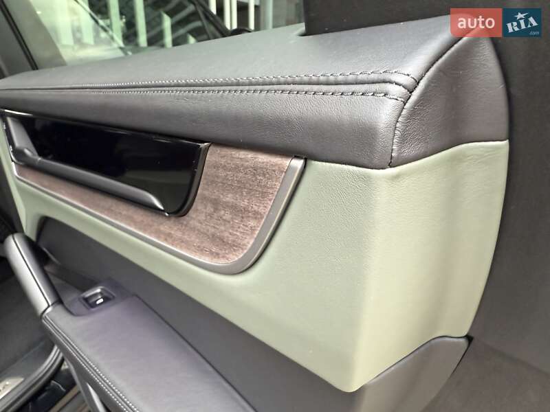 Внедорожник / Кроссовер Porsche Cayenne 2024 в Киеве