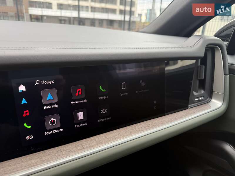 Внедорожник / Кроссовер Porsche Cayenne 2024 в Киеве