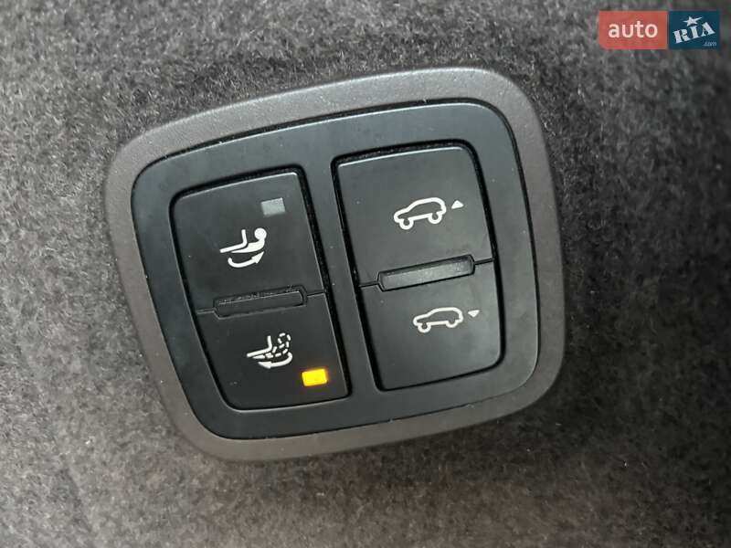 Позашляховик / Кросовер Porsche Cayenne 2015 в Києві фото 33 Позашляховик / Кросовер Porsche Cayenne 2015 в Києві