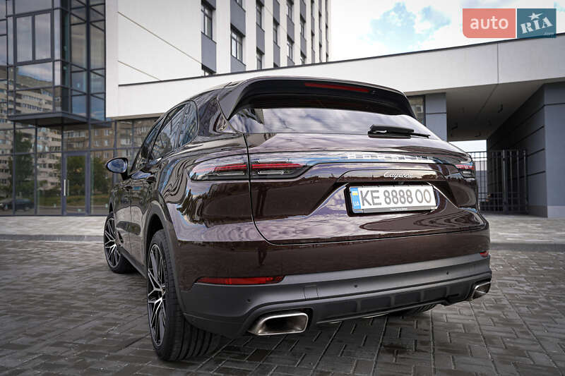 Внедорожник / Кроссовер Porsche Cayenne 2019 в Днепре