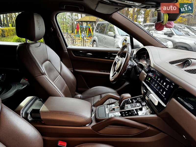 Позашляховик / Кросовер Porsche Cayenne 2021 в Броварах