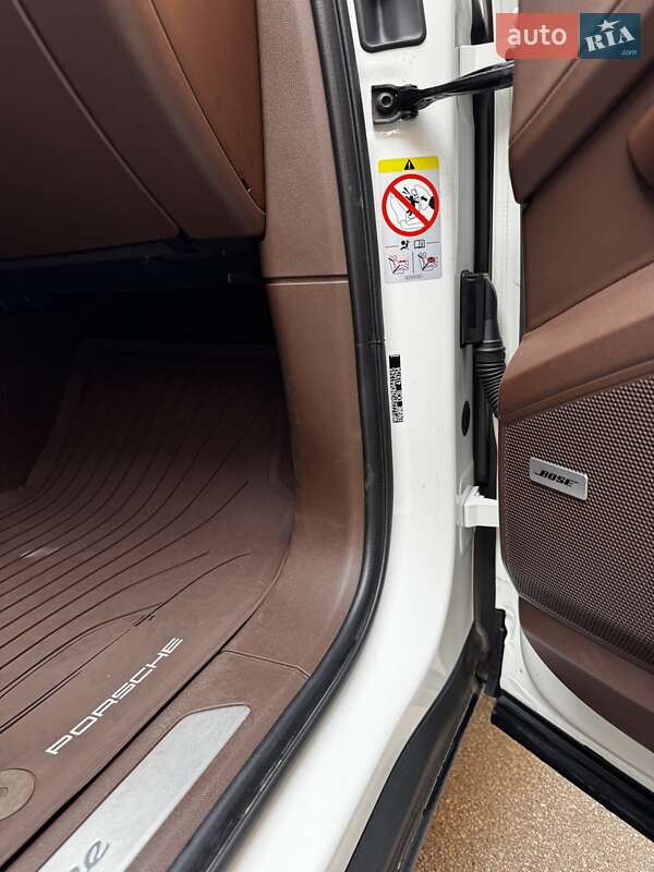 Позашляховик / Кросовер Porsche Cayenne 2021 в Броварах