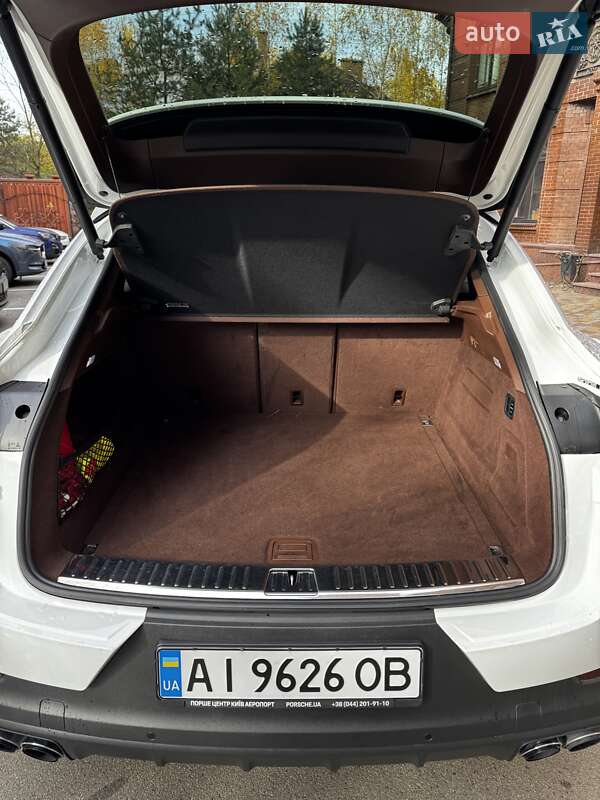 Позашляховик / Кросовер Porsche Cayenne 2021 в Броварах