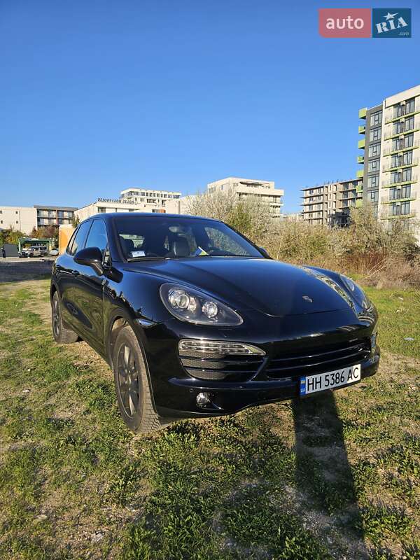 Внедорожник / Кроссовер Porsche Cayenne 2014 в Измаиле