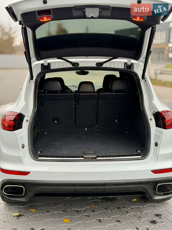Внедорожник / Кроссовер Porsche Cayenne 2017 в Виннице фото 23 Внедорожник / Кроссовер Porsche Cayenne 2017 в Виннице