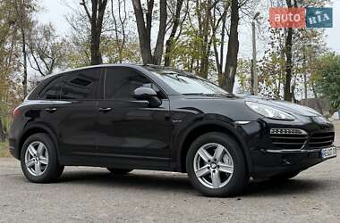 Внедорожник / Кроссовер Porsche Cayenne 2011 в Каменском
