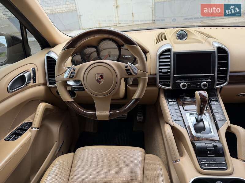 Позашляховик / Кросовер Porsche Cayenne 2011 в Кам'янському фото 70 Позашляховик / Кросовер Porsche Cayenne 2011 в Кам'янському