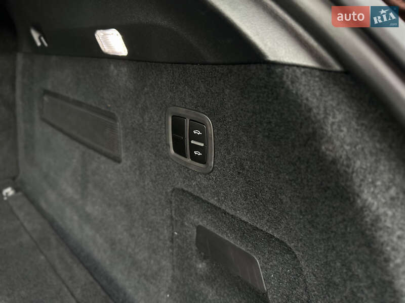 Позашляховик / Кросовер Porsche Cayenne 2024 в Києві