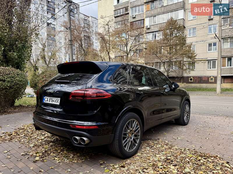 Внедорожник / Кроссовер Porsche Cayenne 2016 в Киеве фото 10 Внедорожник / Кроссовер Porsche Cayenne 2016 в Киеве