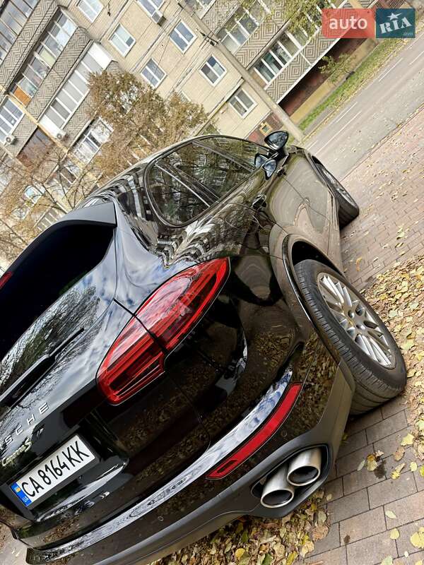 Внедорожник / Кроссовер Porsche Cayenne 2016 в Киеве фото 27 Внедорожник / Кроссовер Porsche Cayenne 2016 в Киеве