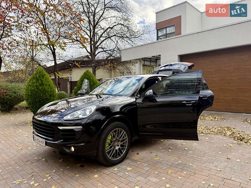 Внедорожник / Кроссовер Porsche Cayenne 2016 в Киеве фото 30 Внедорожник / Кроссовер Porsche Cayenne 2016 в Киеве