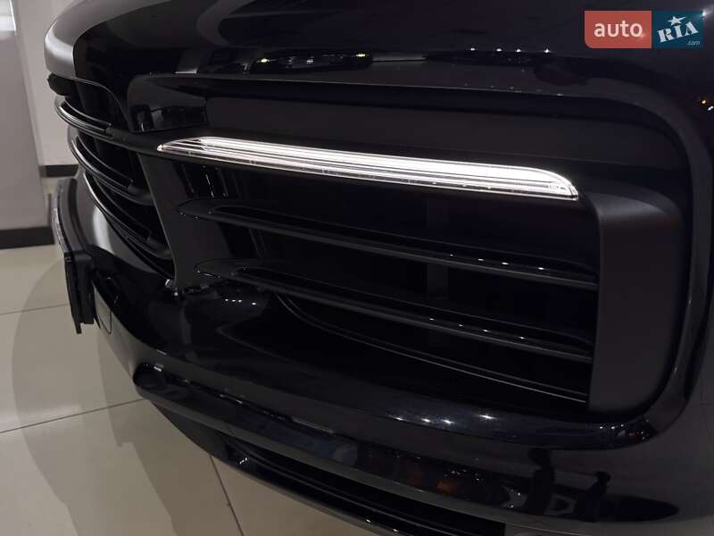 Внедорожник / Кроссовер Porsche Cayenne 2019 в Одессе