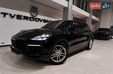 Внедорожник / Кроссовер Porsche Cayenne 2019 в Одессе