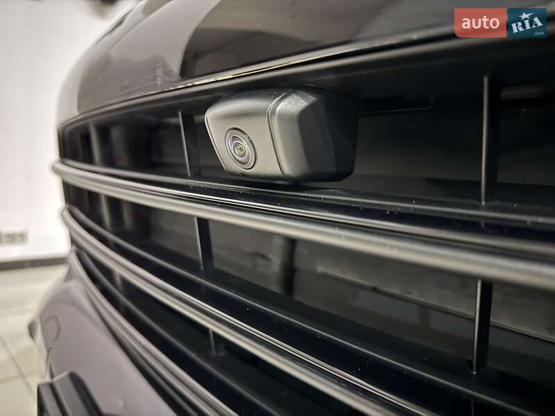 Внедорожник / Кроссовер Porsche Cayenne 2019 в Одессе