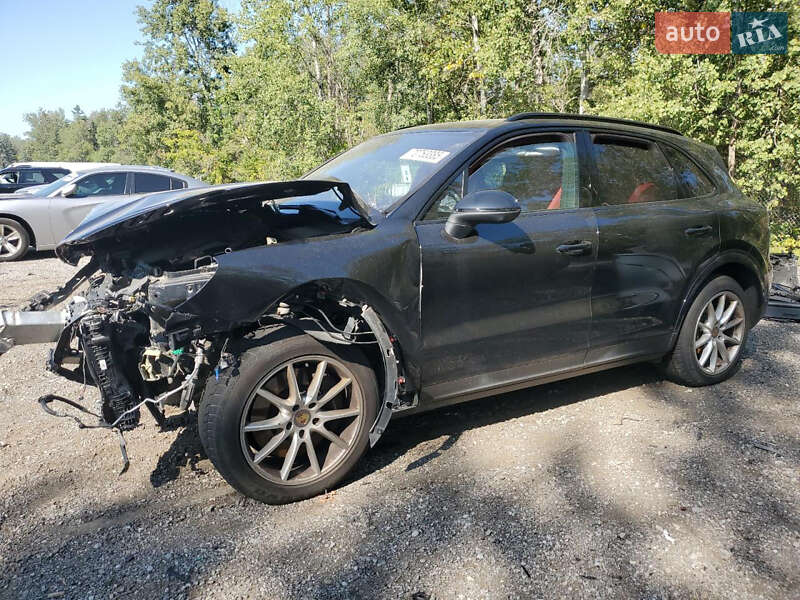 Porsche Cayenne 2022