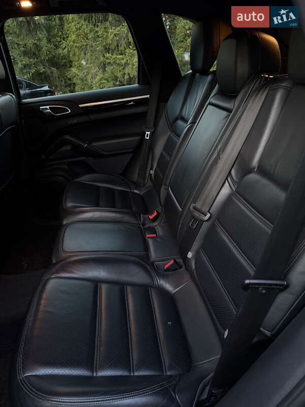 Позашляховик / Кросовер Porsche Cayenne 2011 в Києві фото 34 Позашляховик / Кросовер Porsche Cayenne 2011 в Києві