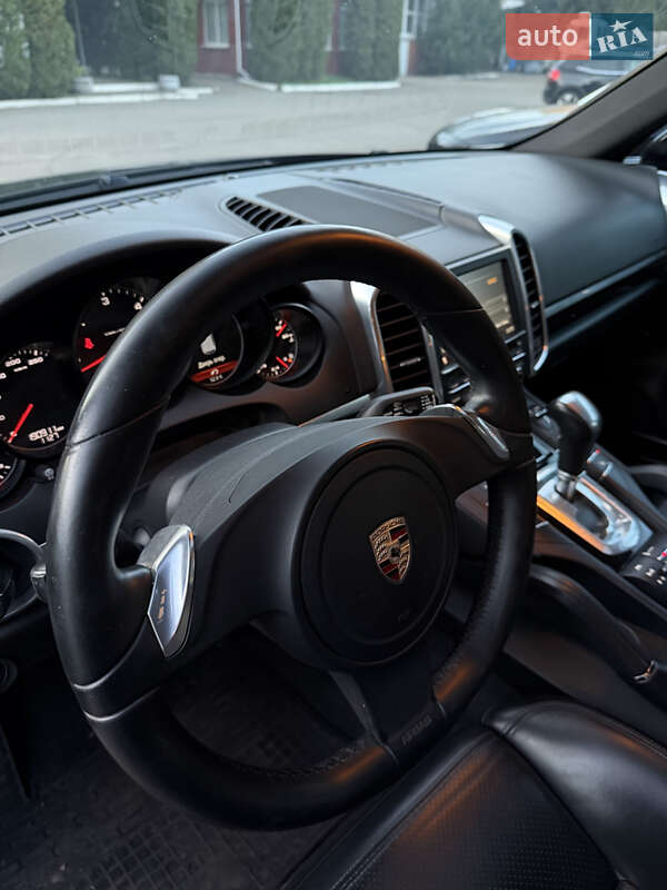 Позашляховик / Кросовер Porsche Cayenne 2011 в Києві фото 43 Позашляховик / Кросовер Porsche Cayenne 2011 в Києві