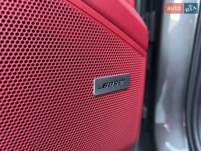 Позашляховик / Кросовер Porsche Cayenne 2019 в Львові