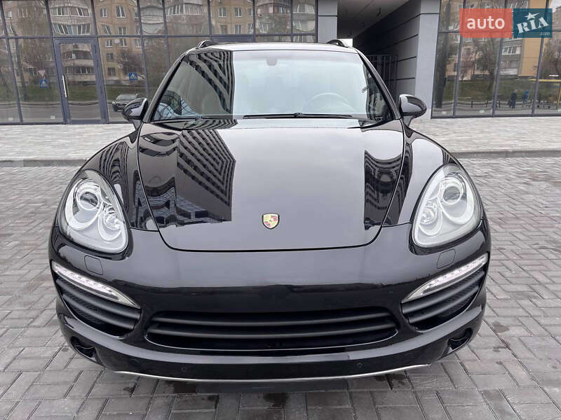 Внедорожник / Кроссовер Porsche Cayenne 2011 в Днепре фото 2 Внедорожник / Кроссовер Porsche Cayenne 2011 в Днепре