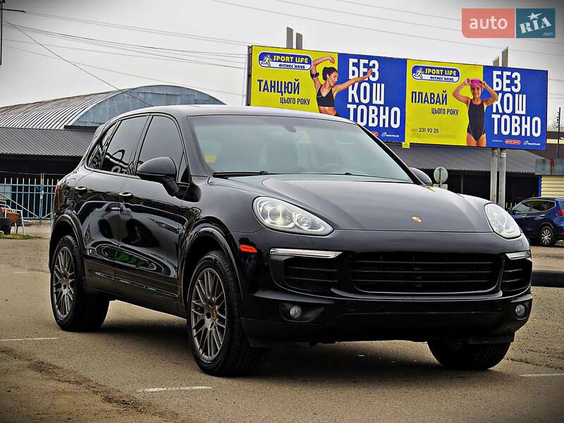 Позашляховик / Кросовер Porsche Cayenne 2017 в Черкасах