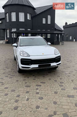 Позашляховик / Кросовер Porsche Cayenne 2018 в Києві
