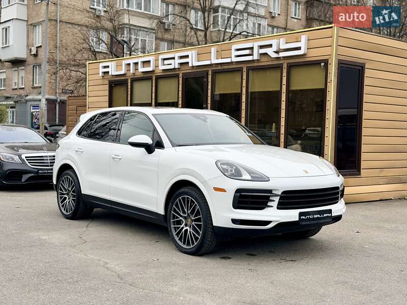 Внедорожник / Кроссовер Porsche Cayenne 2018 в Киеве фото 8 Внедорожник / Кроссовер Porsche Cayenne 2018 в Киеве