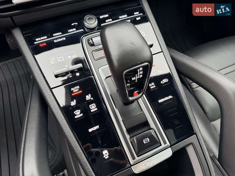 Внедорожник / Кроссовер Porsche Cayenne 2018 в Киеве фото 23 Внедорожник / Кроссовер Porsche Cayenne 2018 в Киеве