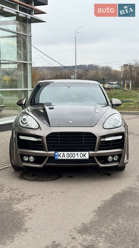 Позашляховик / Кросовер Porsche Cayenne 2013 в Києві