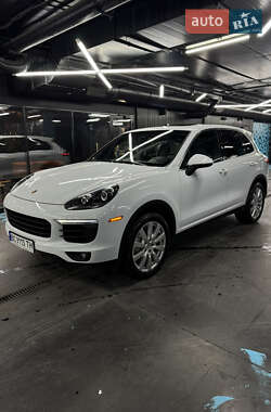 Внедорожник / Кроссовер Porsche Cayenne 2014 в Киеве