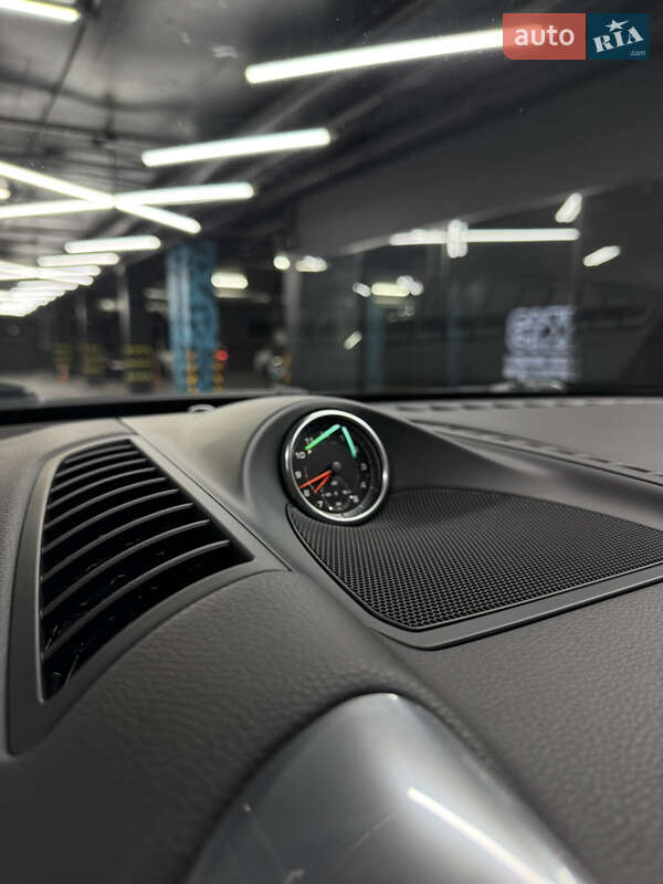 Позашляховик / Кросовер Porsche Cayenne 2014 в Києві