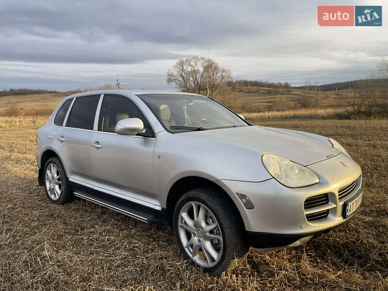 Внедорожник / Кроссовер Porsche Cayenne 2004 в Ивано-Франковске