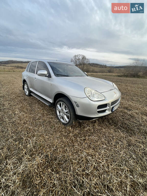 Внедорожник / Кроссовер Porsche Cayenne 2004 в Ивано-Франковске