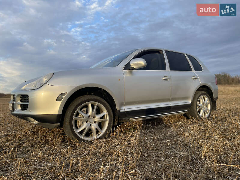 Внедорожник / Кроссовер Porsche Cayenne 2004 в Ивано-Франковске