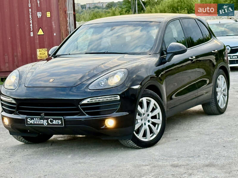 Внедорожник / Кроссовер Porsche Cayenne 2011 в Ровно