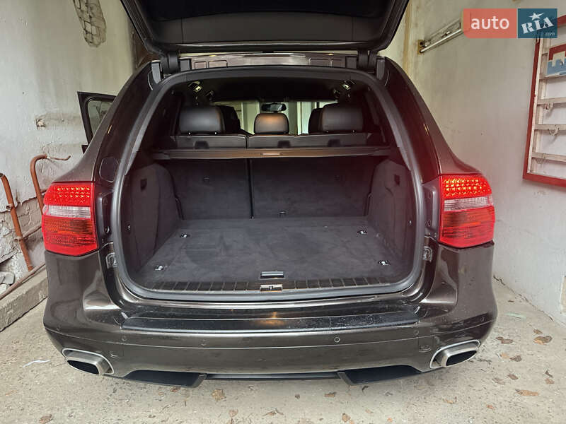 Внедорожник / Кроссовер Porsche Cayenne 2009 в Звягеле